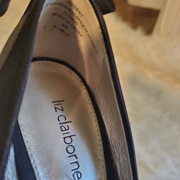 Heels - Picture 4 of 5